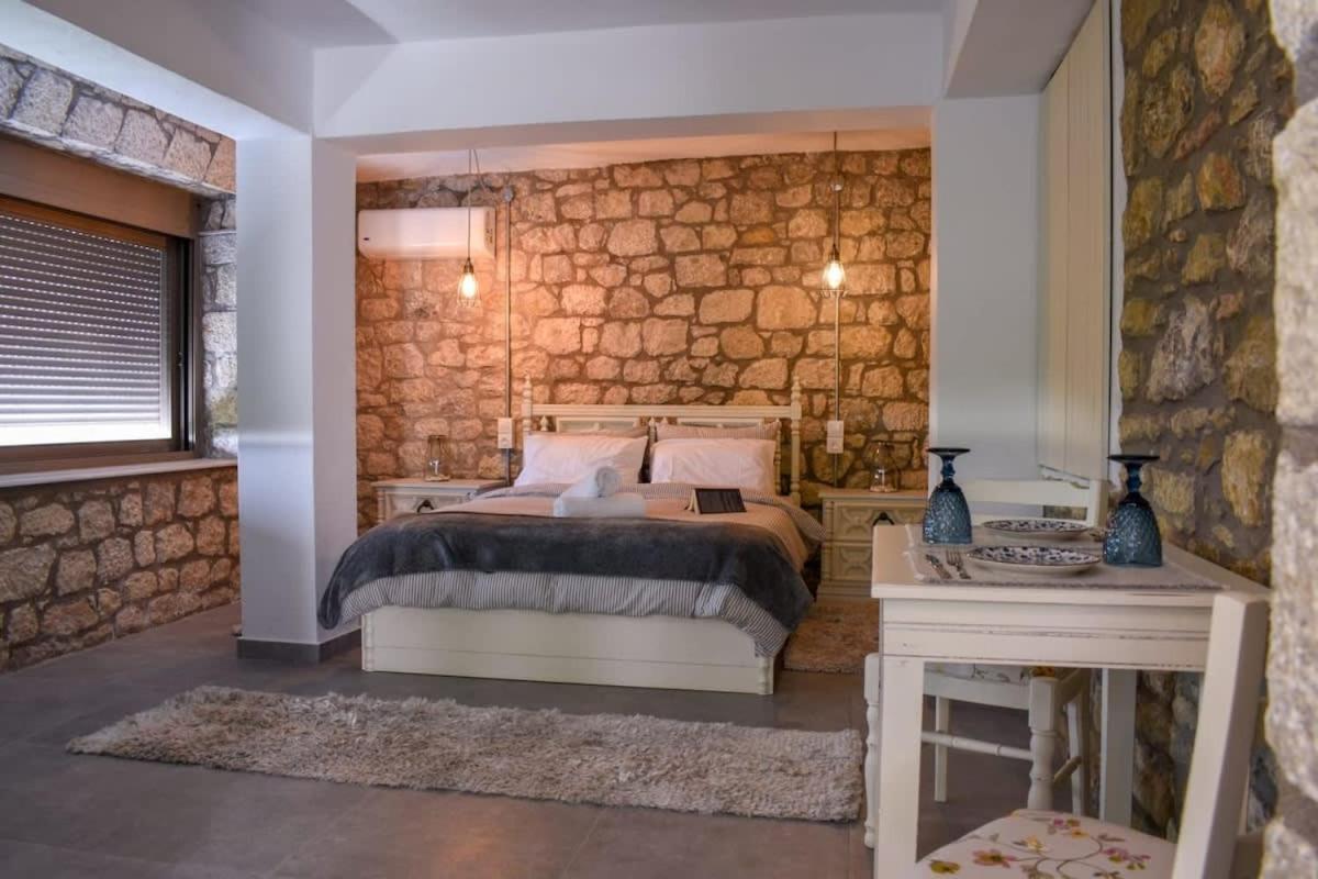 Вилла Coastal Stone Hideaway With Stunning Scenery Kitriai Экстерьер фото